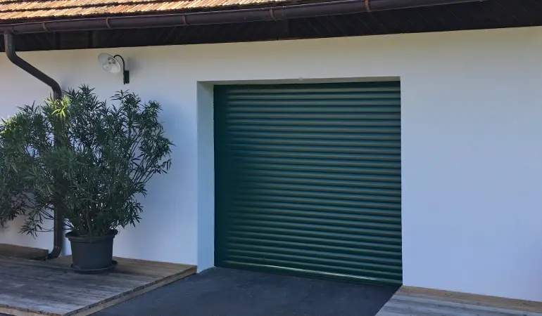 Гаражные ворота DoorHan: купить секционные ворота для гаража от производителя